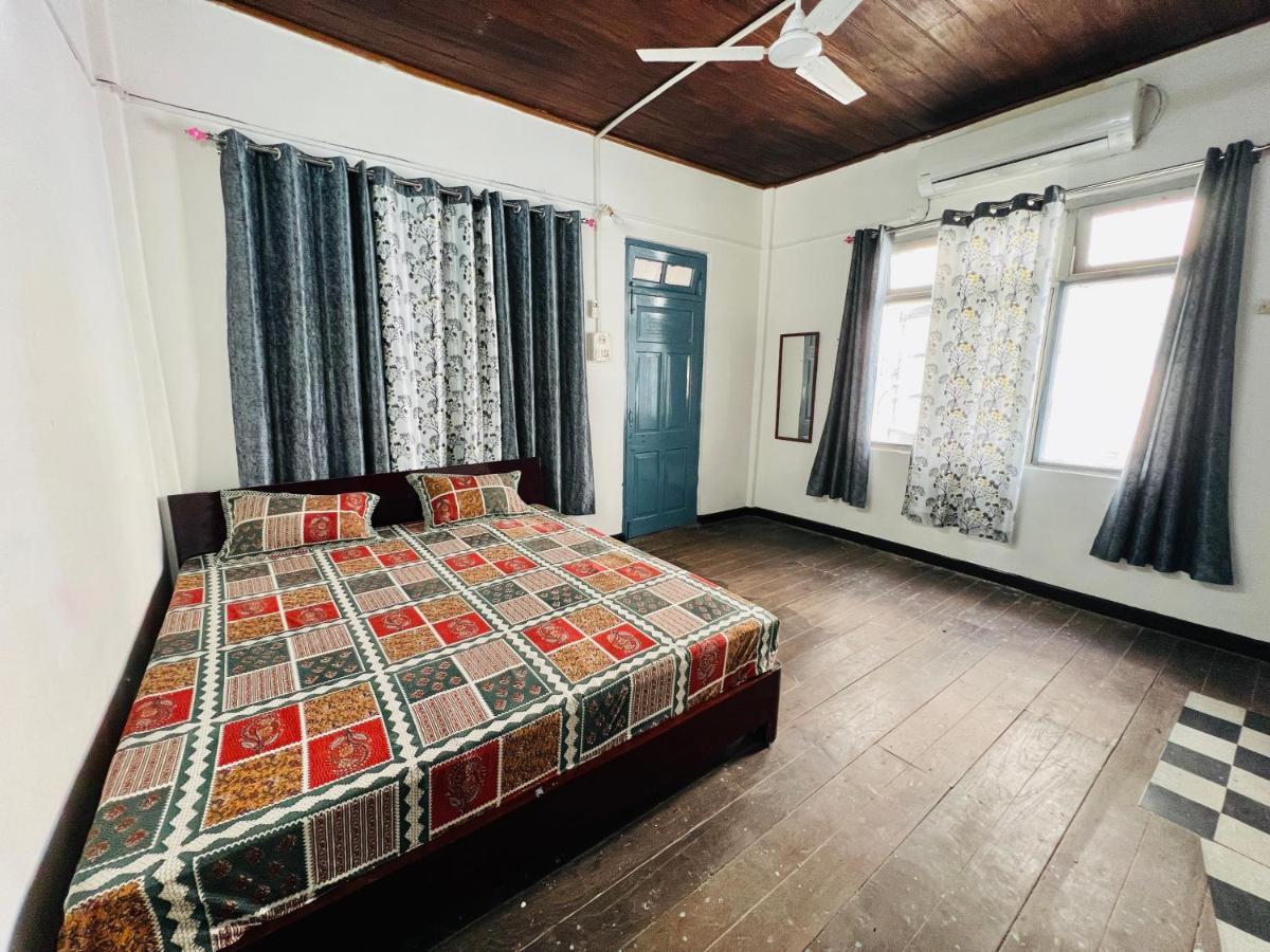 Levi Home Guest House & Retreat Centre 西里古里 外观 照片
